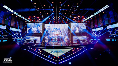 来的成长空 来的成长空