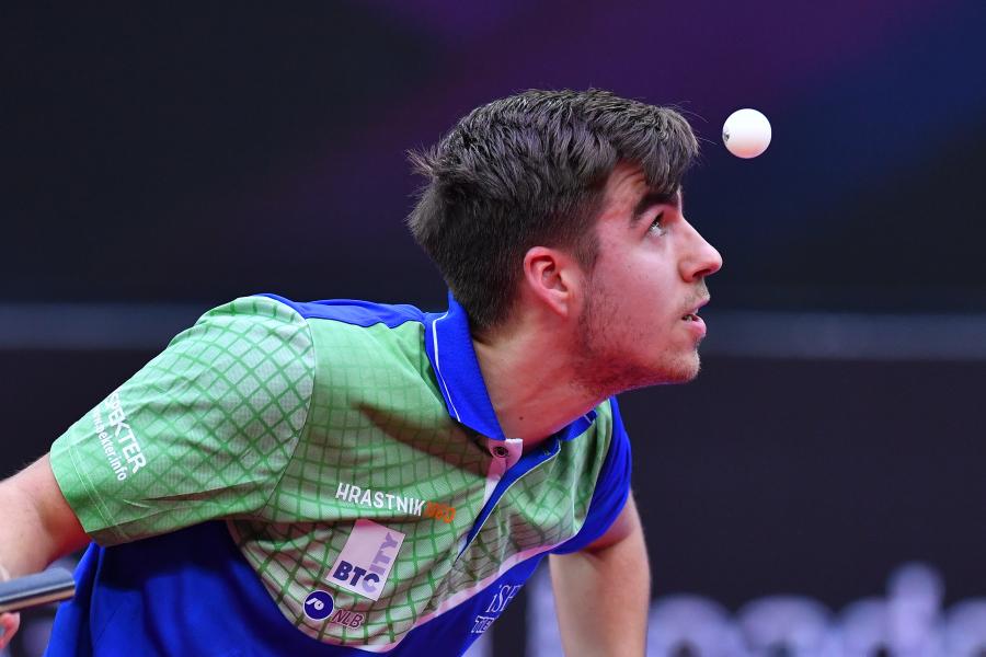 赛前的不懈 赛前的不懈