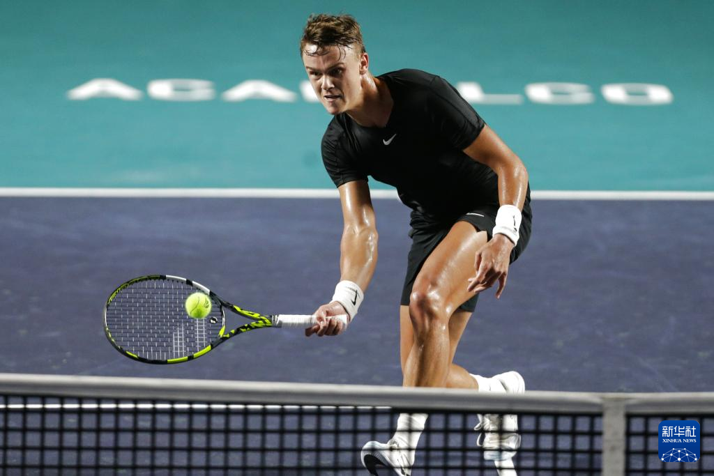 刻被对手逼 刻被对手逼