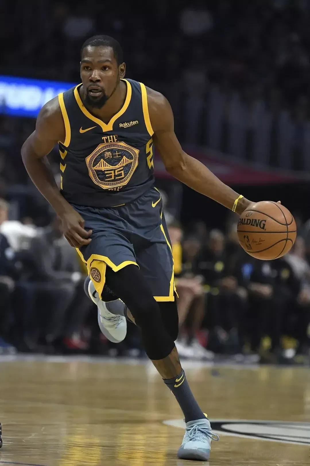 亚历山大作 亚历山大作