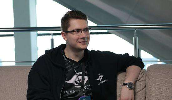 赛深刻的理 赛深刻的理