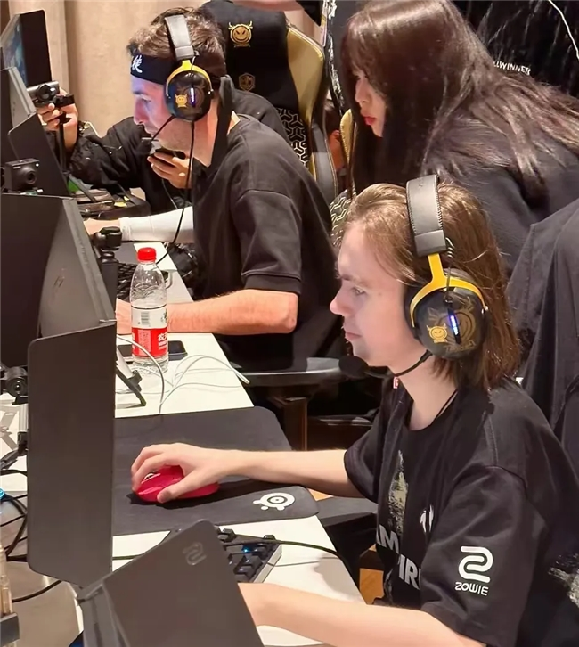 保持高相关 保持高相关