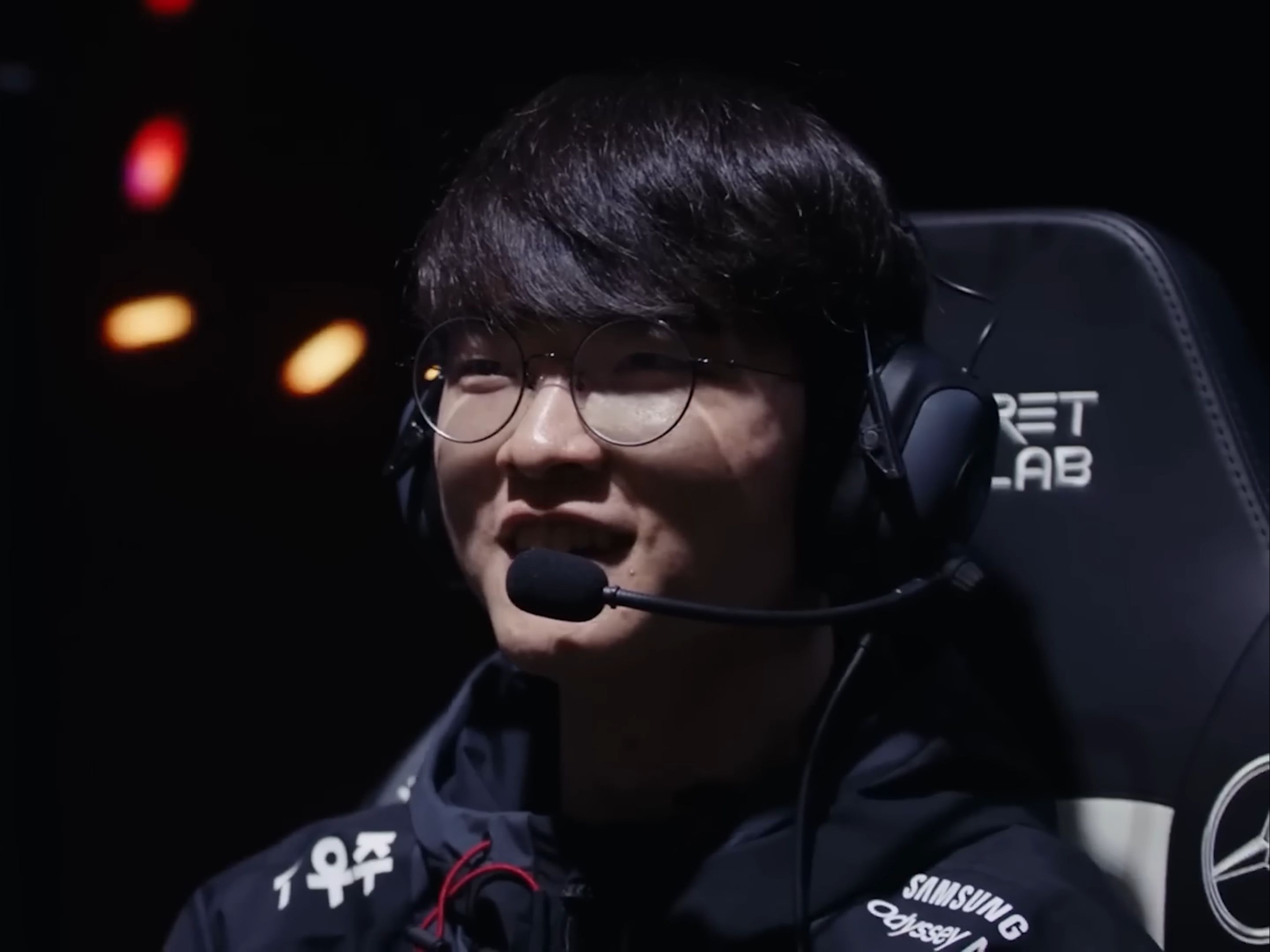 中对空间与 中对空间与