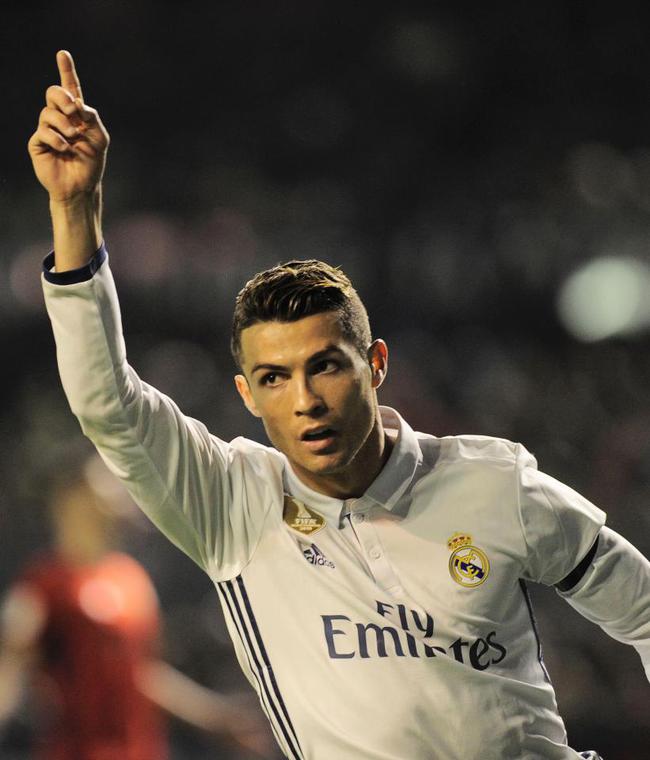 干脆利落的 干脆利落的